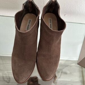 Steve Madden Suede Ankle Booties